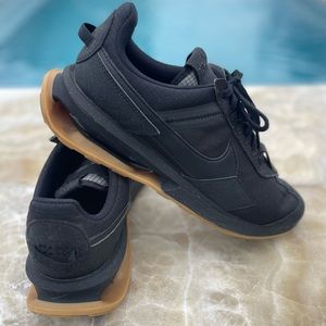 10.5 Men’s black air max Nike pre-day
